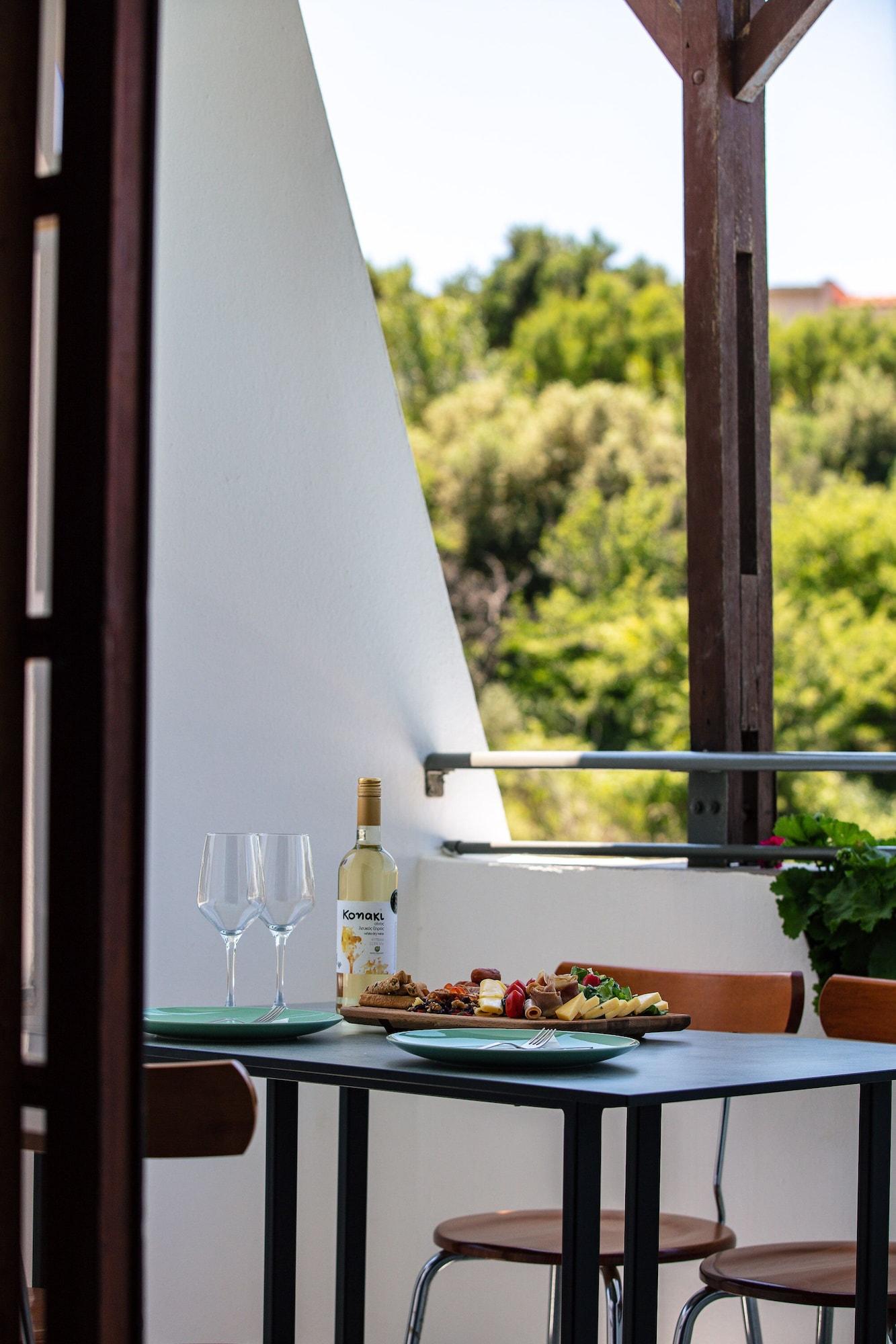 Anthos Apartments Плакиас Екстериор снимка