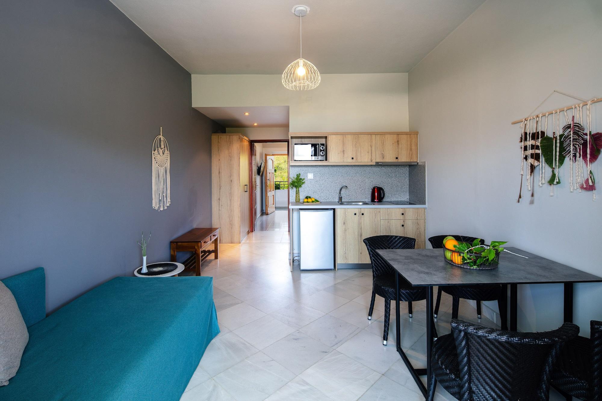 Anthos Apartments Плакиас Екстериор снимка